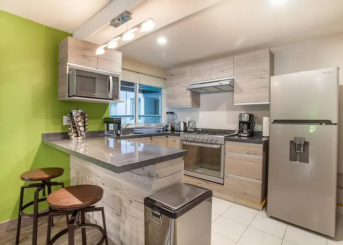 Apartment Vivalavida 3br/2ba, 200mb